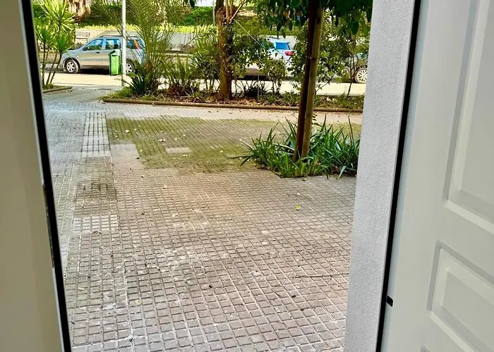 Puerta Sevilla Apartament