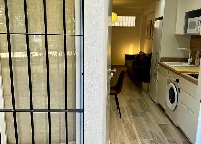 Apartament Puerta Sevilla *